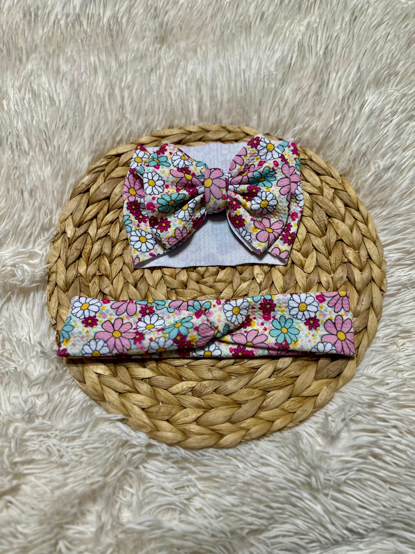 Colorful Daisies🌼🌸✨