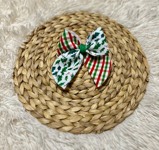Mistletoe & Gingham